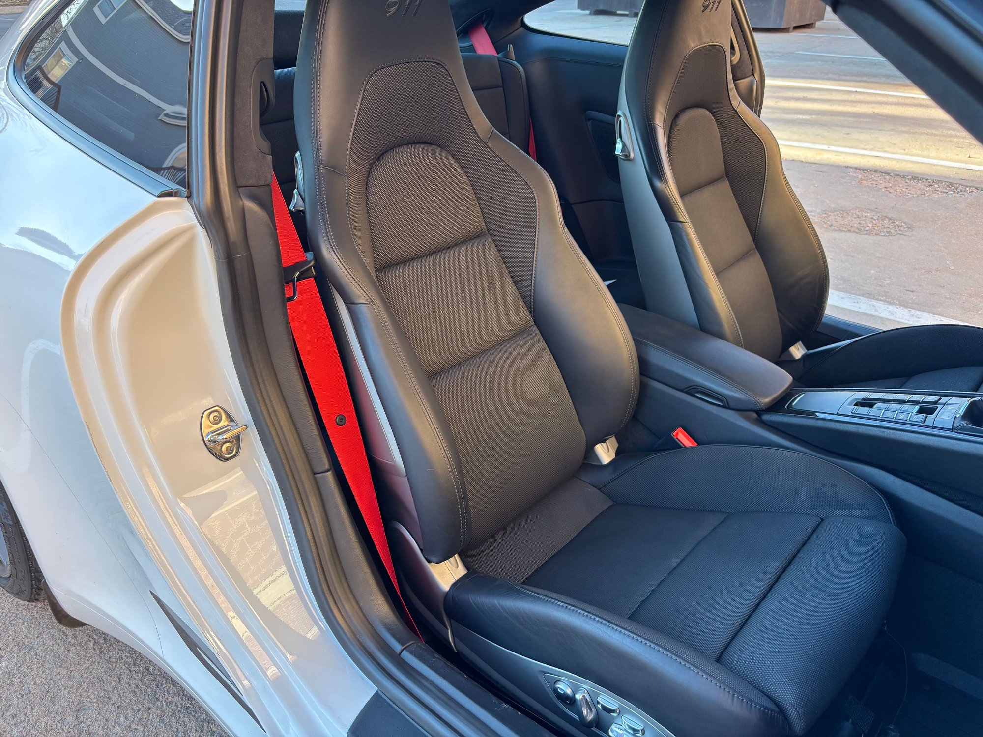2019 Porsche 911 - 2019 Porsche 911 Carrera T, manual, ~22k miles - Used - Denver, CO 80211, United States