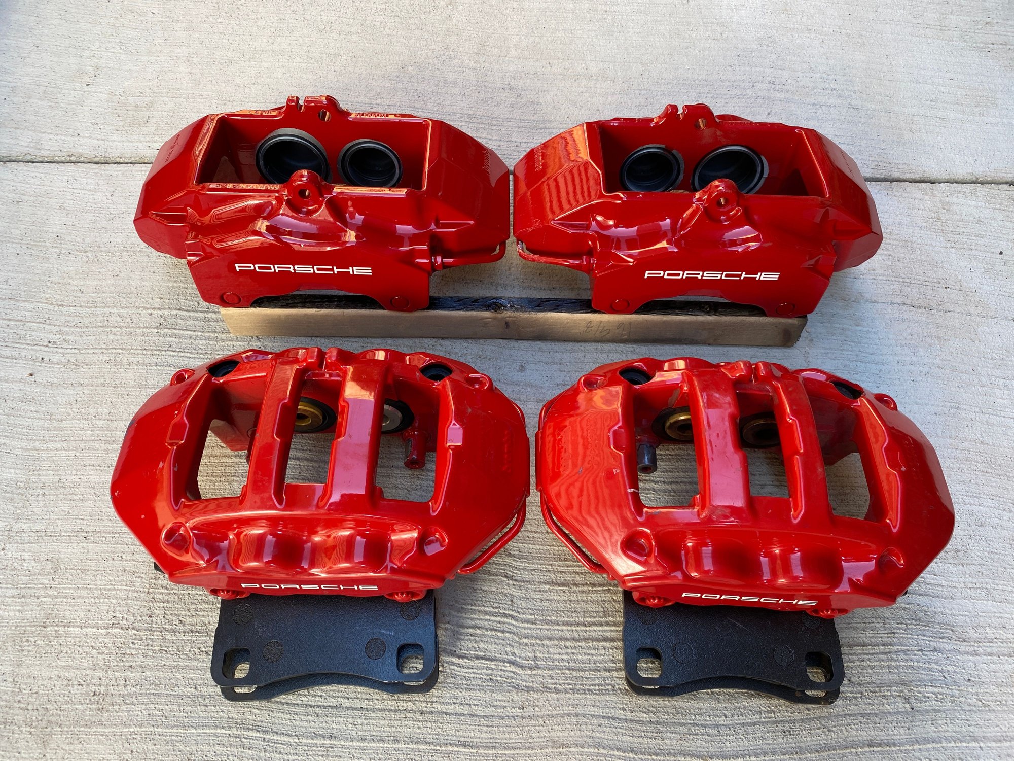 2009 Porsche 911 - 997 "big red" front calipers (pair) - Accessories - $450 - Chicago, IL 60000, United States