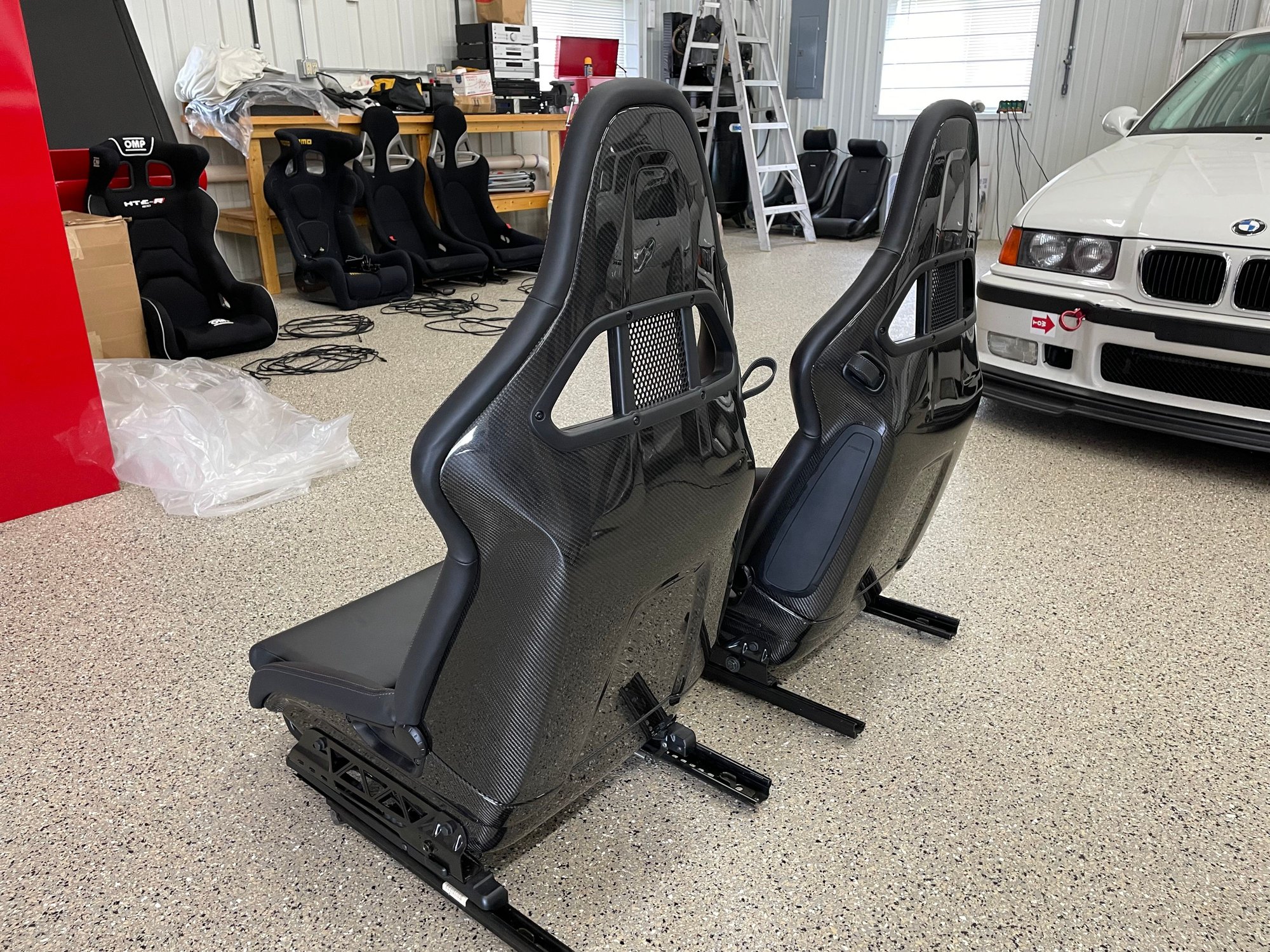 Interior/Upholstery - 997 Carbon Fiber Sport Bucket Seats - Used - All Years  All Models - Saint Paul, MN 55112, United States