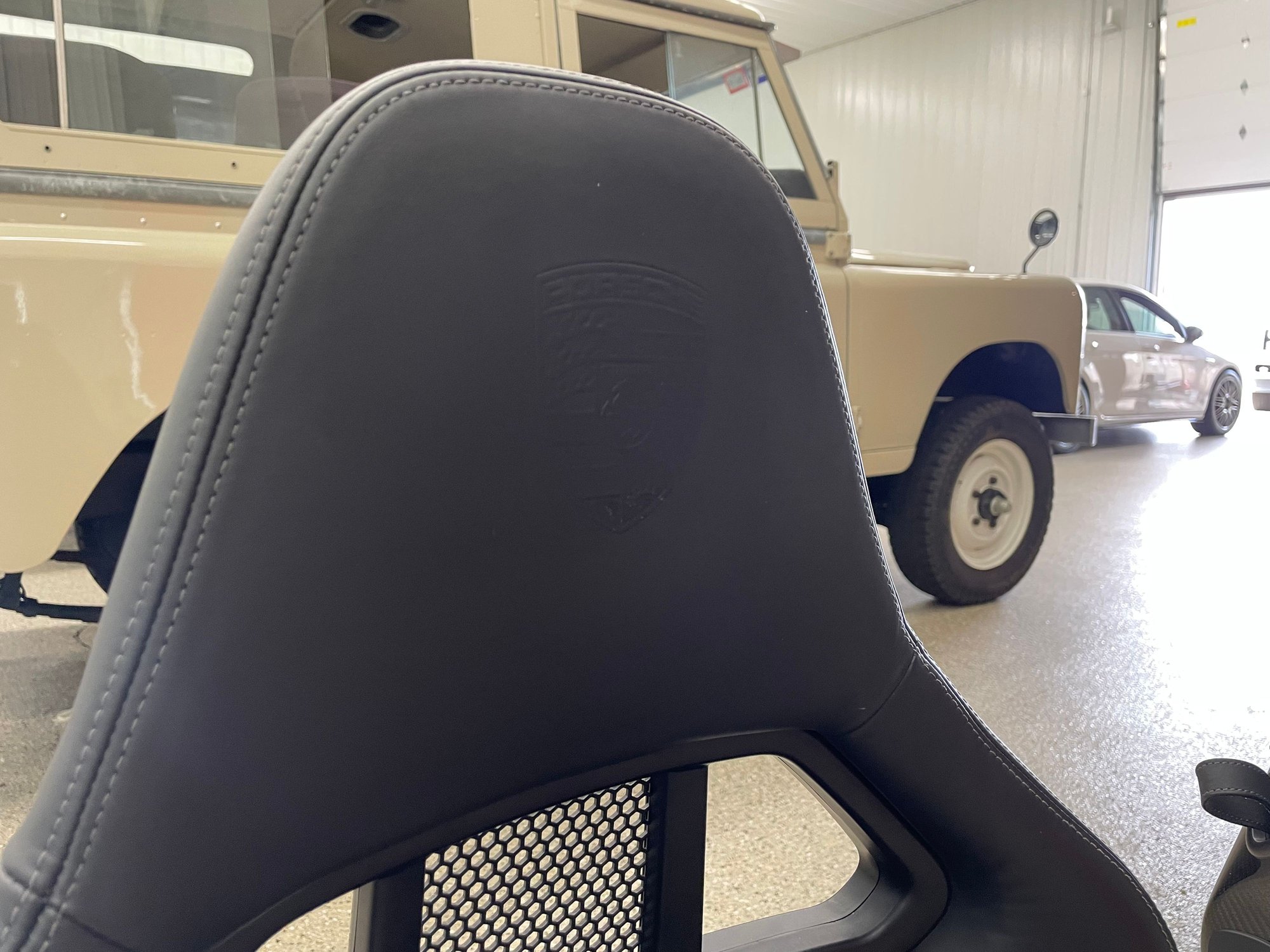 Interior/Upholstery - 997 Carbon Fiber Sport Bucket Seats - Used - All Years  All Models - Saint Paul, MN 55112, United States