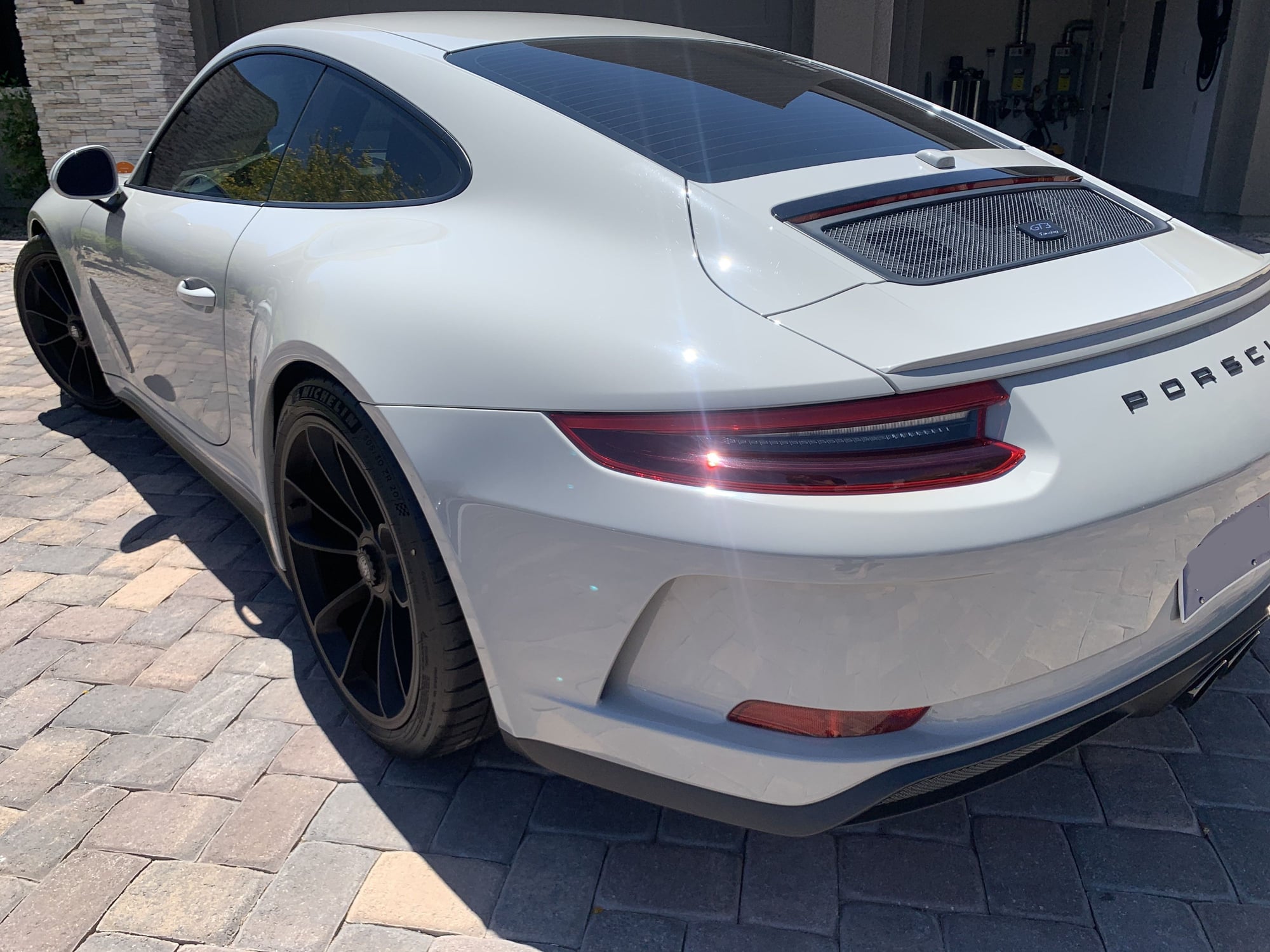 2018 Porsche GT3 -  - Used - VIN WP0AC2A9XJS176032 - 9,988 Miles - 6 cyl - 2WD - Manual - Coupe - Gray - Las Vegas, NV 89109, United States