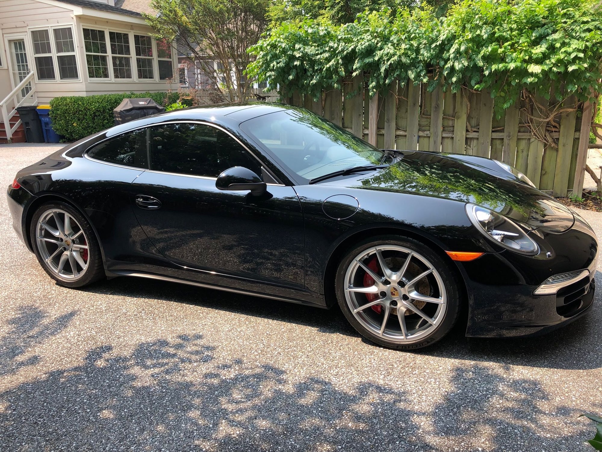 2013 Porsche 911 - 2013 Porsche 991 4S Manual - Used - VIN WP0AB2A96DS122511 - 19,700 Miles - 6 cyl - AWD - Manual - Coupe - Black - New Castle, DE 19720, United States