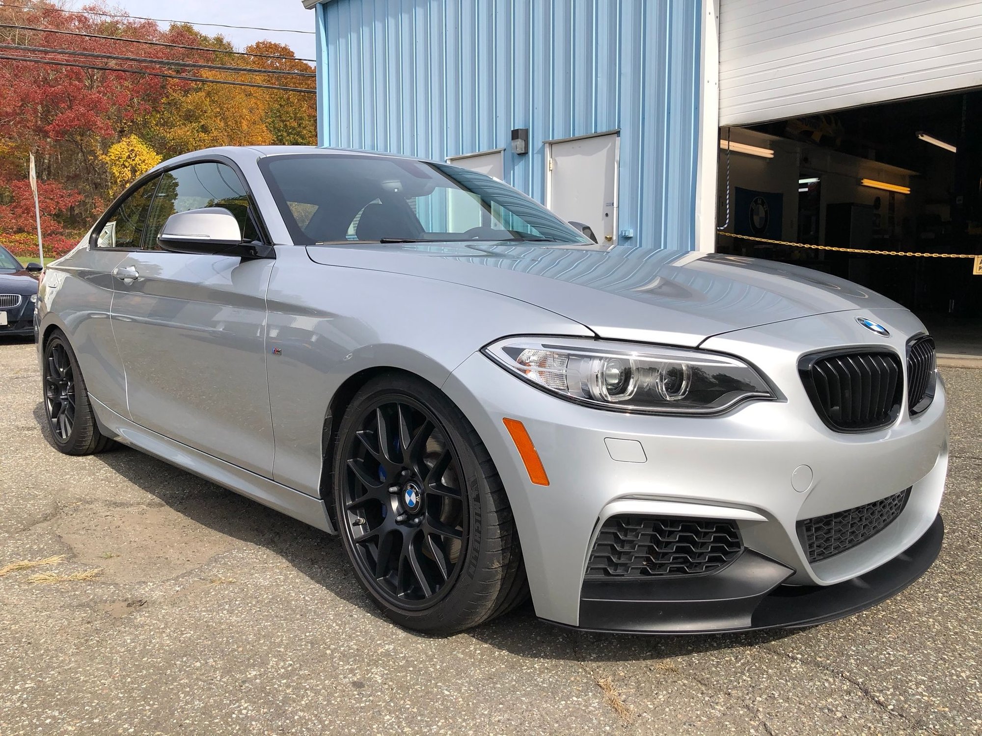 2014 BMW M235i - 2014 M235i 6MT 25k mi w/M Performance + street/track upgrades - Used - VIN WBA1J7C56EVX33663 - 25,000 Miles - 6 cyl - 2WD - Manual - Coupe - Silver - Niantic, CT 06357, United States