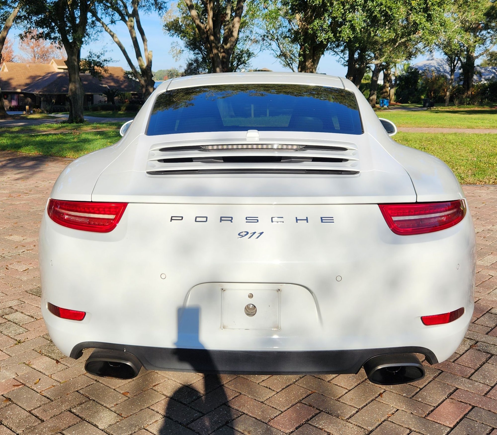 2013 Porsche 911 - 2013 911 C2 Manual - Used - VIN WP0AA2A96DS107719 - 48,925 Miles - 6 cyl - 2WD - Manual - Coupe - White - Windermere, FL 34786, United States