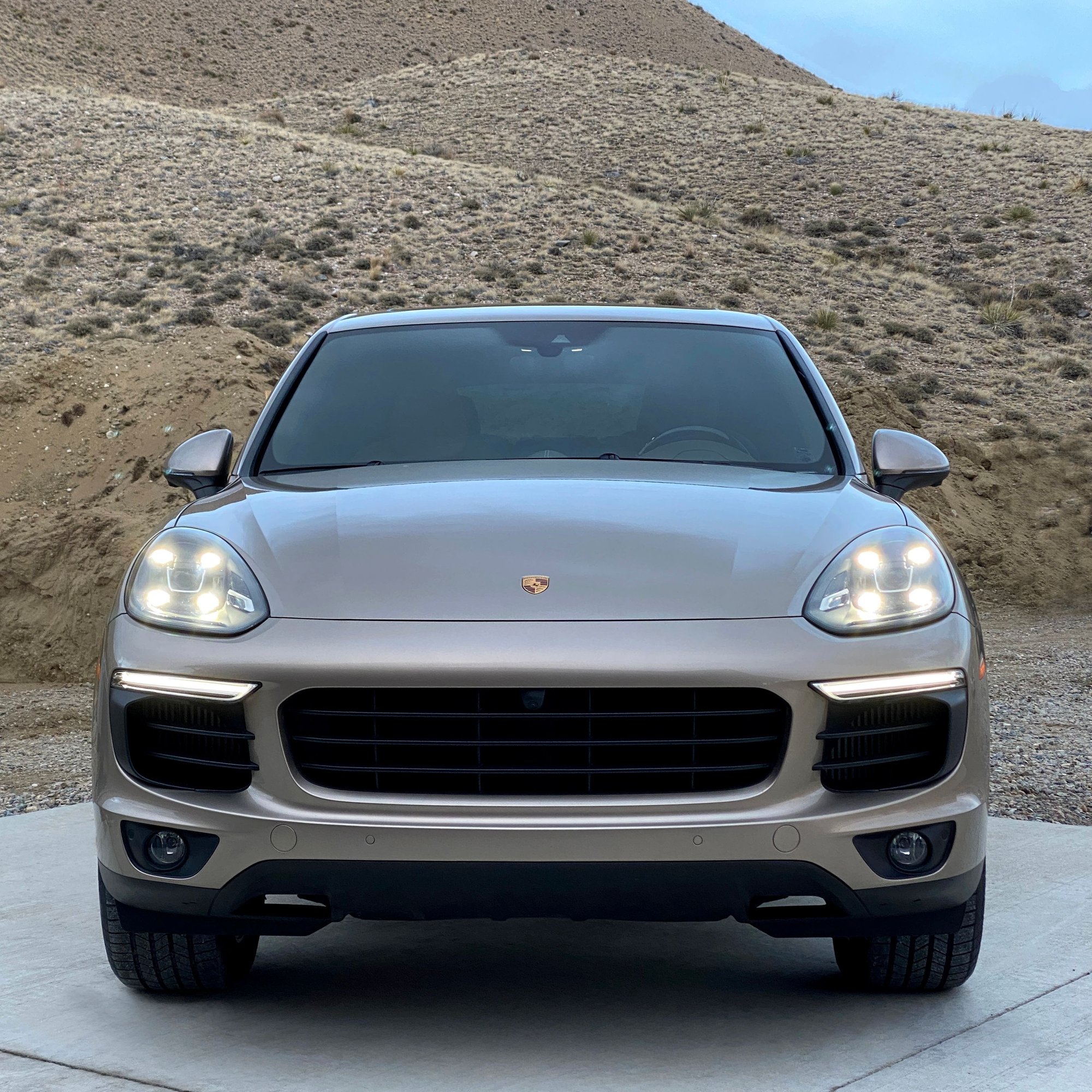 2017 Porsche Cayenne - 2017 Cayenne S, Palladium Metallic, 36K miles, super sharp. - Used - VIN WP1AB2A21HLA50313 - 6 cyl - AWD - Automatic - SUV - Beige - Aurora, NE 68818, United States