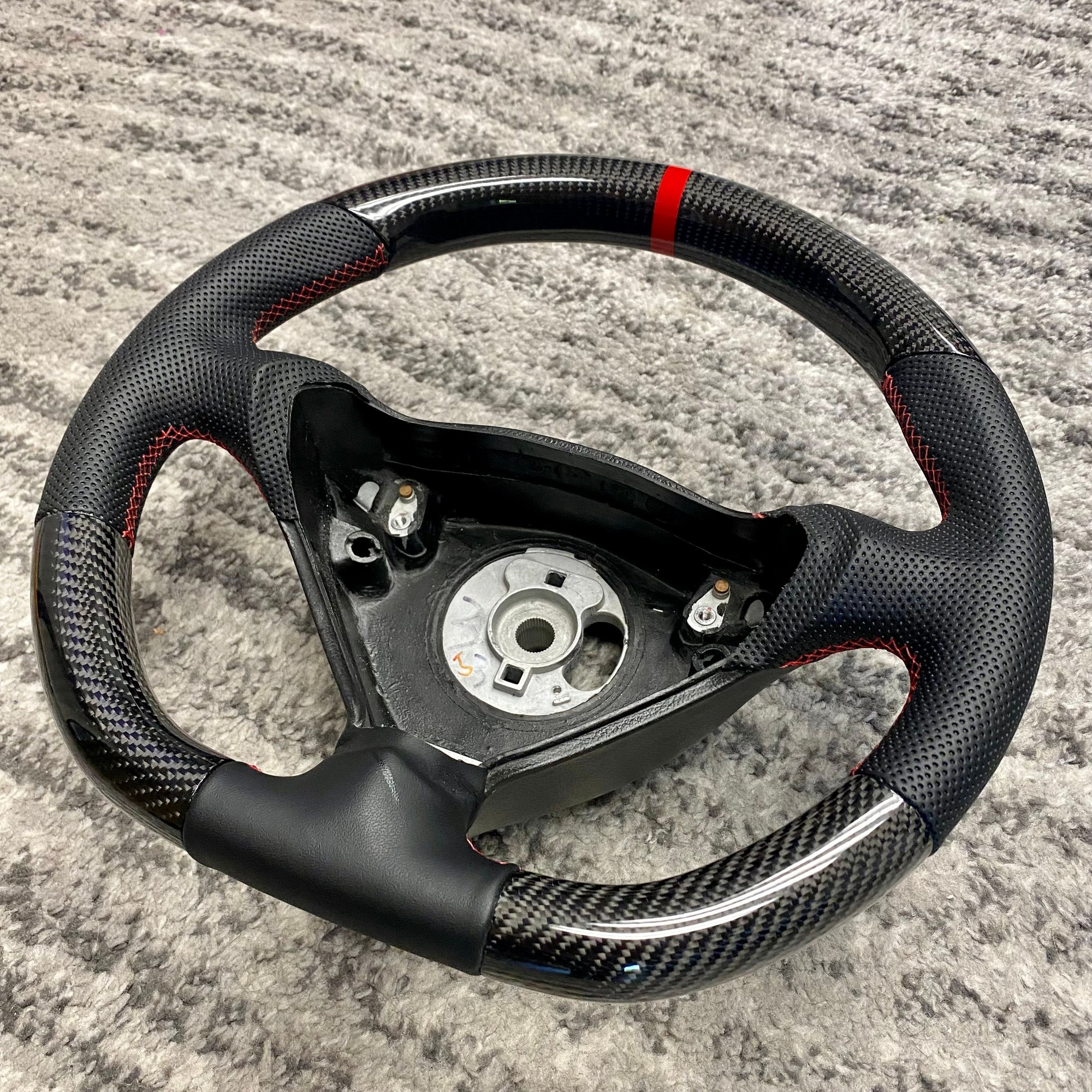 Interior/Upholstery - CUSTOMIZED OEM STEERING WHEEL (986 AND 996 FITMENT) - Used - 1999 to 2005 Porsche 911 - 1996 to 2002 Porsche Boxster - Metro Detroit, MI 48346, United States