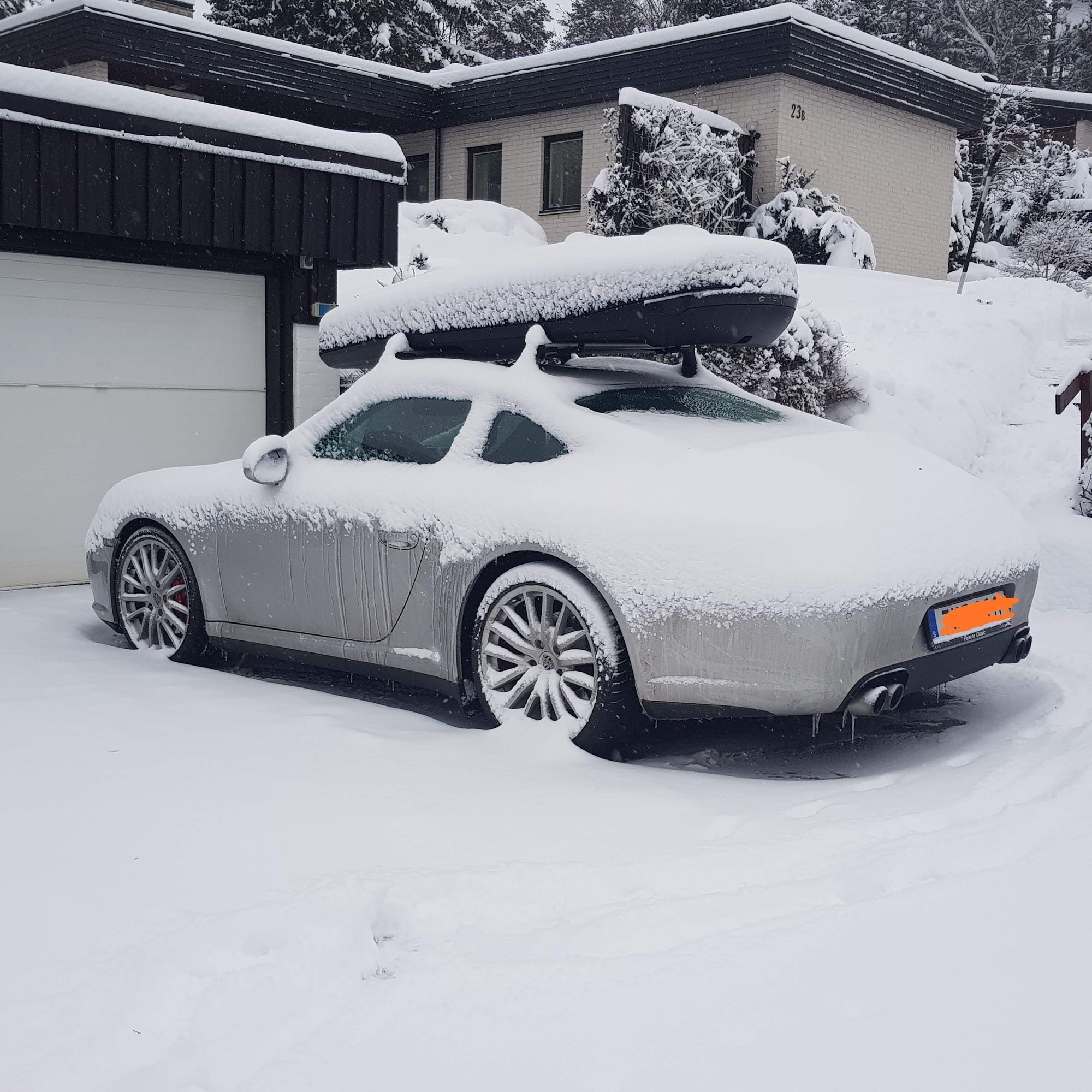 porsche snow chains