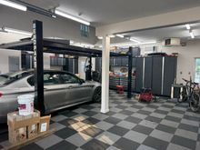 Bendpak HD-9XW, two 42 inch tool chests, three lockers full of tools, overhead cabinets, fancy tile floor (that needs cleaning)