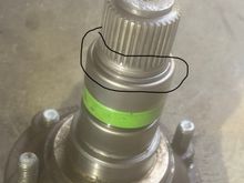 circled part is the ONE circlip as shown in the PET diagram 