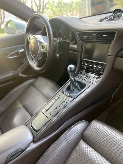 2015 Porsche 911 - 2015 PORSCHE 911 GTS COUPE 7-Speed Manual - Used - VIN WPOAB2A98FS124974 - 6 cyl - 2WD - Manual - Coupe - Silver - Orlando, FL 32803, United States