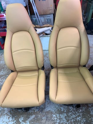Seats with new  Lakewell all leather seat covers
A few wrinkles to get out yet