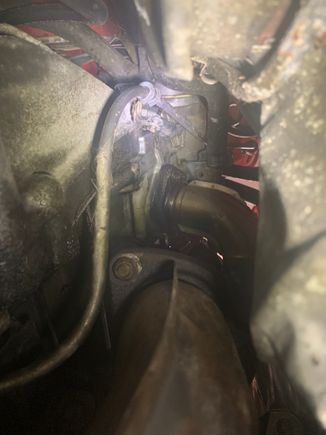 Another picture of that cam tower area. I changed the focus between pictures so I figured it might help