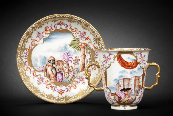 this tiny Meissen porcelain set sold for half a million euros, but more importantly look at the center marriage of white and blue