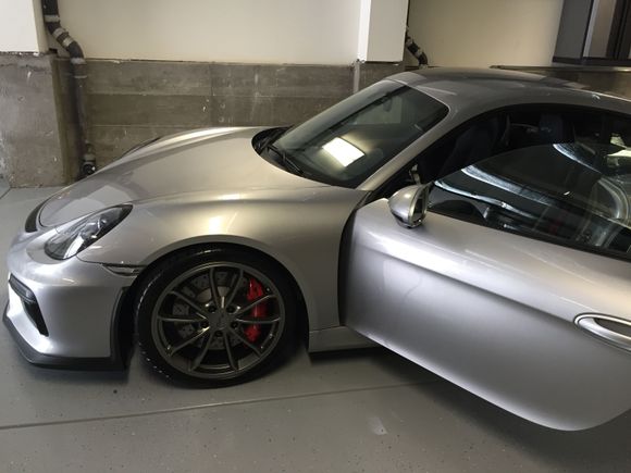 GT Silver with daylight and shadows.