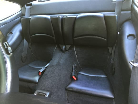Rear seat cup holders