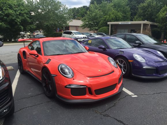 What a car!! Wish I had gotten the white dials they look great.