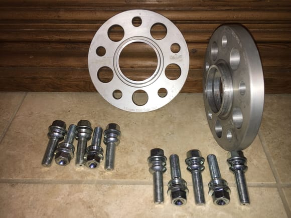 Pair of 15mm RSS spacers with brand new bolts- $110 shipped (in US).
Purchased from Sharkwerks and only used for 1 month before switching to a new setup, so these must go.  PM me if interested.