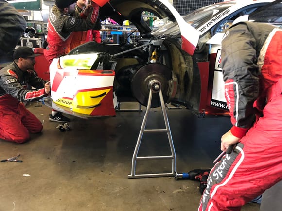 Not sure what happened to our box neighbour but they worked super hard to get the car ready for race.
