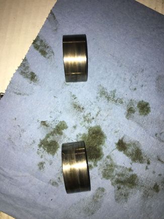 Outside of bearing. No evidence of hammering.