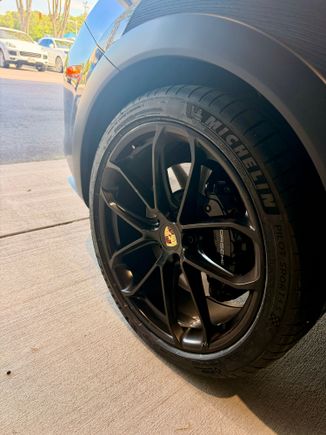 NEW MICHELIN PILOT SPORT 4S 
Max Performance Summer Tires 