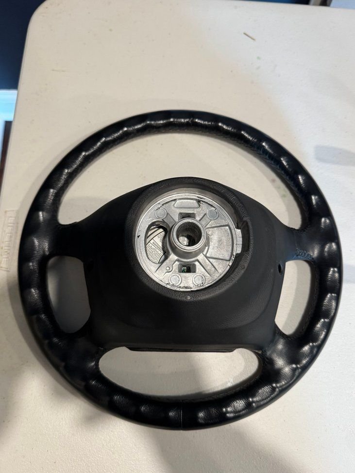Steering/Suspension - 993 Used Black Leatherette 4-spoke steering wheel with OEM airbag - Used - 1995 to 1998 Porsche 911 - Northbrook, IL 60062, United States