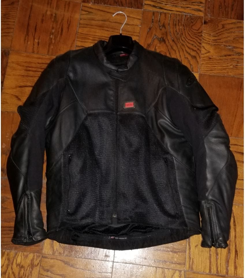 FS: 6D Helmet, Alpinestar 2 piece leathers, Aprilia leather jacket ...