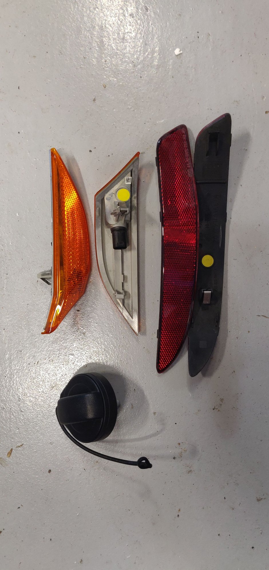 Exterior Body Parts - Yellow front side markers, gas cap and rear red bumper reflectors - Used - 2012 to 2015 Porsche Carrera - San Diego, CA 92126, United States