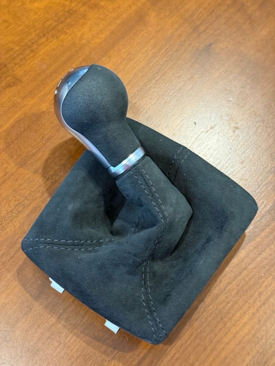 Interior/Upholstery - Porsche Alcantara Shift Knob and boot in platinum grey stitching for 981/718 - Used - 2015 to 2019 Porsche GT3 - 2013 to 2025 Porsche Boxster - 2014 to 2025 Porsche Cayman - Orange County, CA 92614, United States