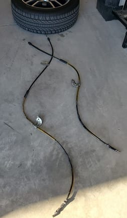 Crappy old stretched out cables