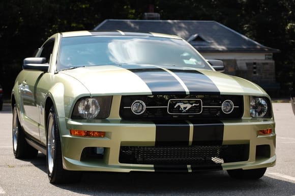 Images Of 2006 Mustang V6 with Pony Package Restored