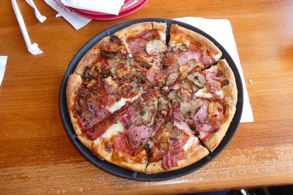 The famous pizza was really good!