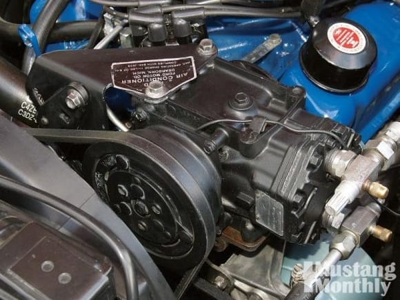 mump 1002 04 o 1967 ford mustang convertible engine