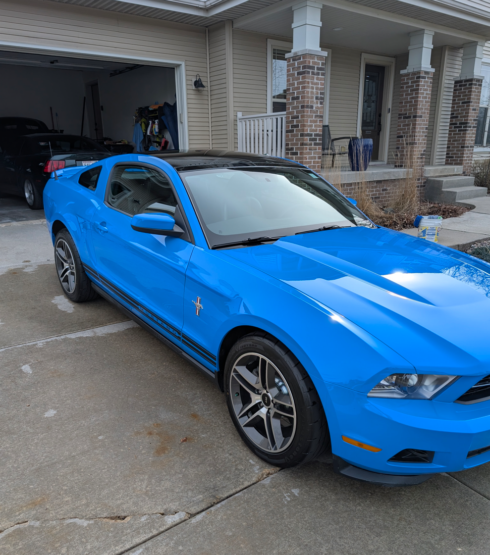 Better view of wheels...