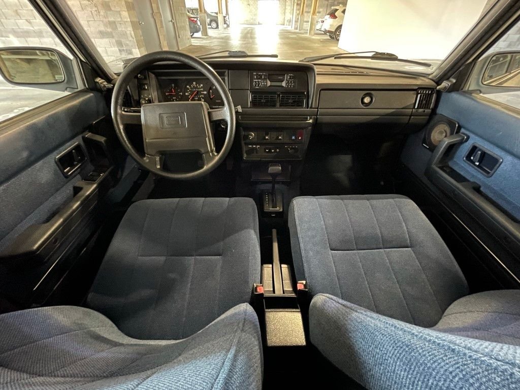 1992 Volvo 240 - 1992 Volvo 240 Wagon *One Owner* *Excellent Condition* - Used - VIN YV1AW8806N1927487 - 4 cyl - 2WD - Automatic - Wagon - White - Exton, PA 19341, United States