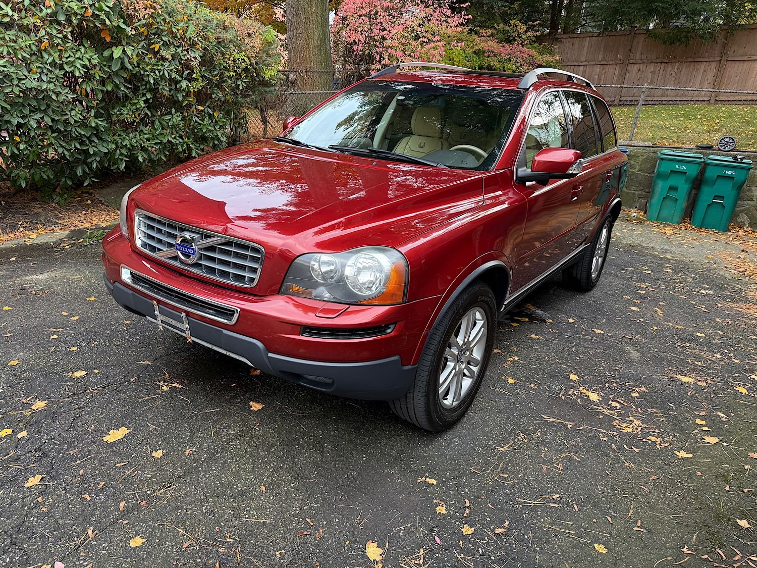 2011 Volvo XC90 - 2011 Flamenco Red 3.2L AWD - 149,114mi. - Used - VIN YV4952CZ2B1575841 - 149,114 Miles - 6 cyl - AWD - Automatic - SUV - Red - Newton, MA 02458, United States