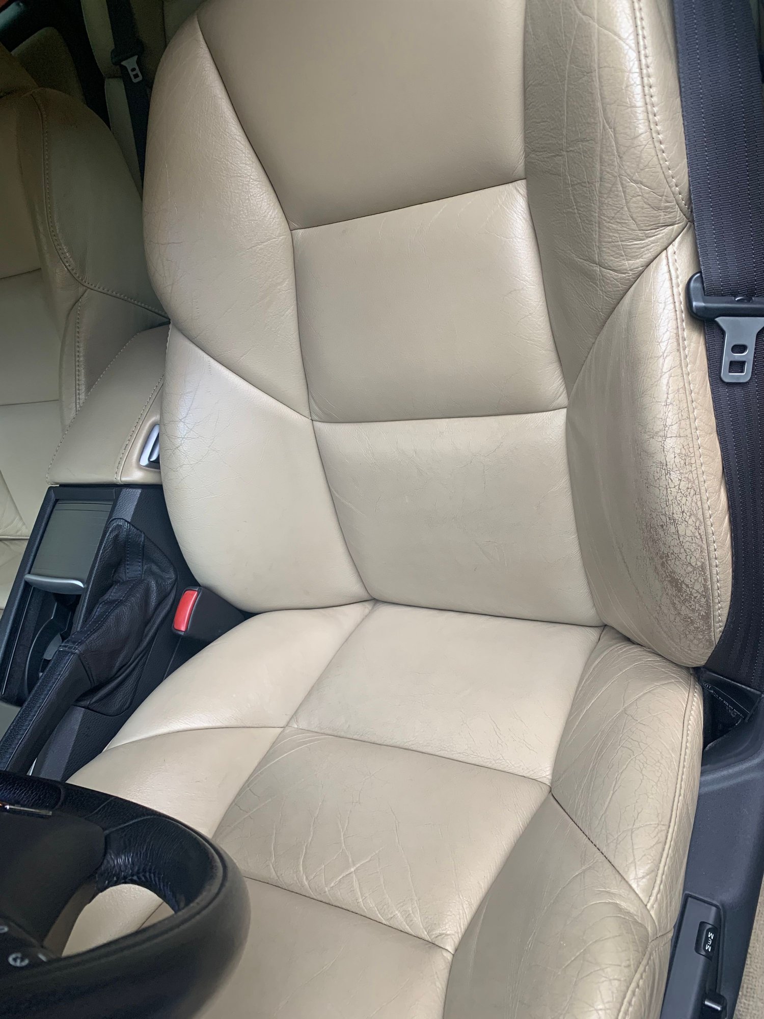 2007 Volvo V70 - 2007 V70R Grey/ Gold Gobi One owner well maintained excellent condition $ - Used - VIN YV1SJ527872632797 - 137,123 Miles - 5 cyl - AWD - Automatic - Wagon - Gray - Hinckley, OH 44233, United States