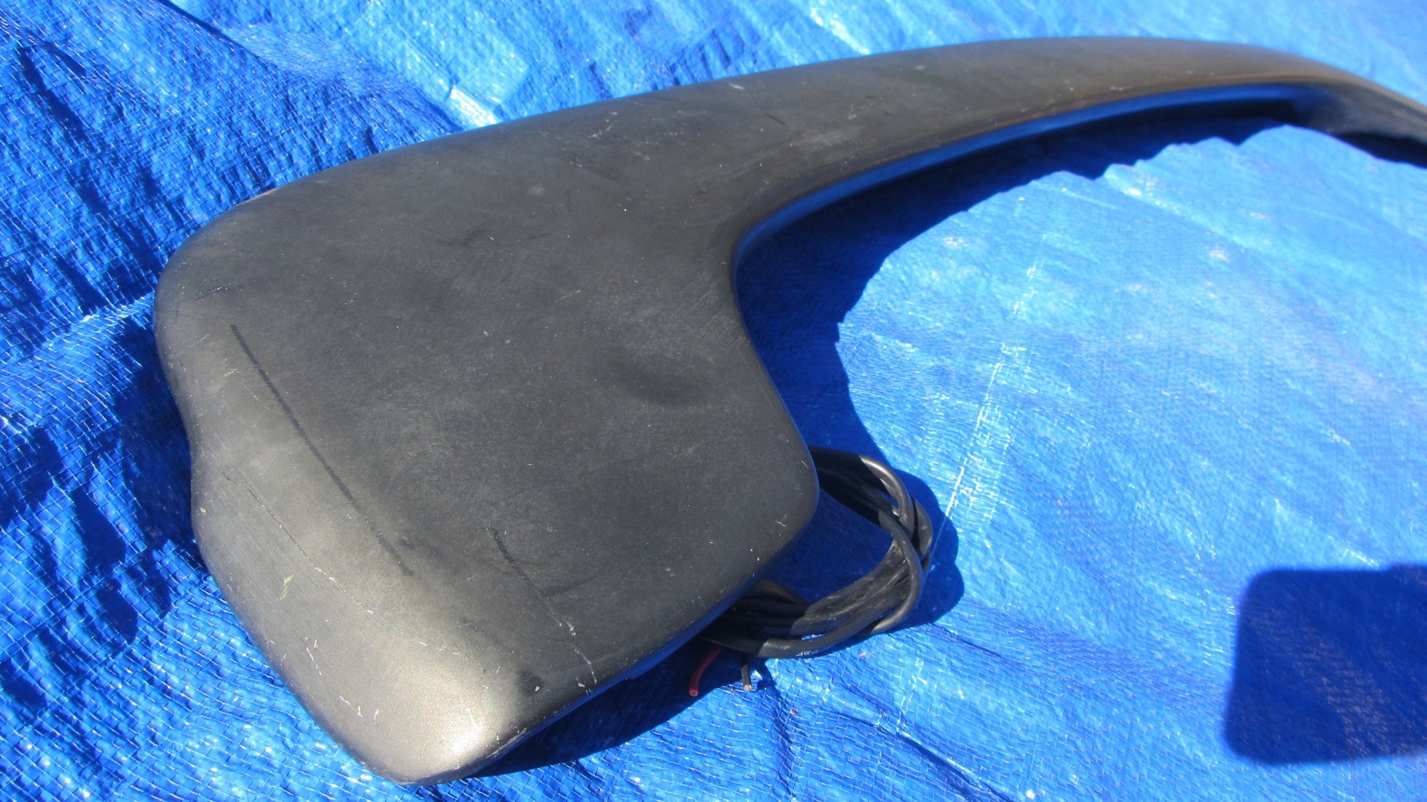 Exterior Body Parts - Volvo 850R V70R WAGON BLACK REAR SPOILER WING WITH THIRD LIGHT - Used - 1993 to 1997 Volvo 850 - Sacramento, CA 95832, United States