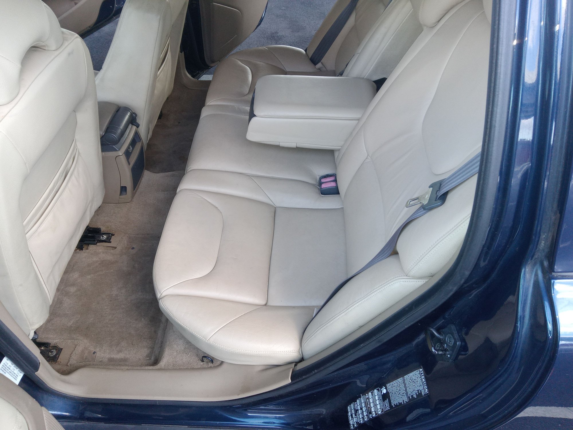 2001 Volvo V70 - 2001 Volvo V70 2.4 Non Turbo - Used - Philadelphia, PA 19125, United States