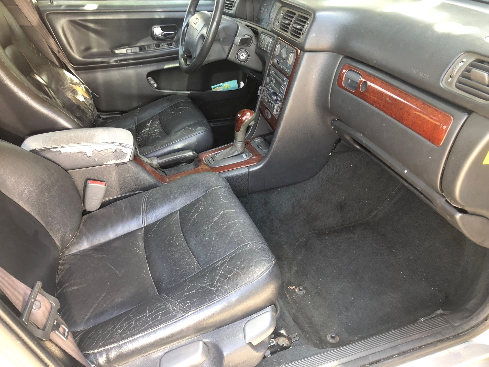 2000 Volvo S70 - 2000 Volvo S70 - 97k miles - Smogged and Registered - Used - VIN YV1LS61J0Y2660616 - 97,000 Miles - 5 cyl - 2WD - Automatic - Sedan - Silver - San Jose, CA 95135, United States