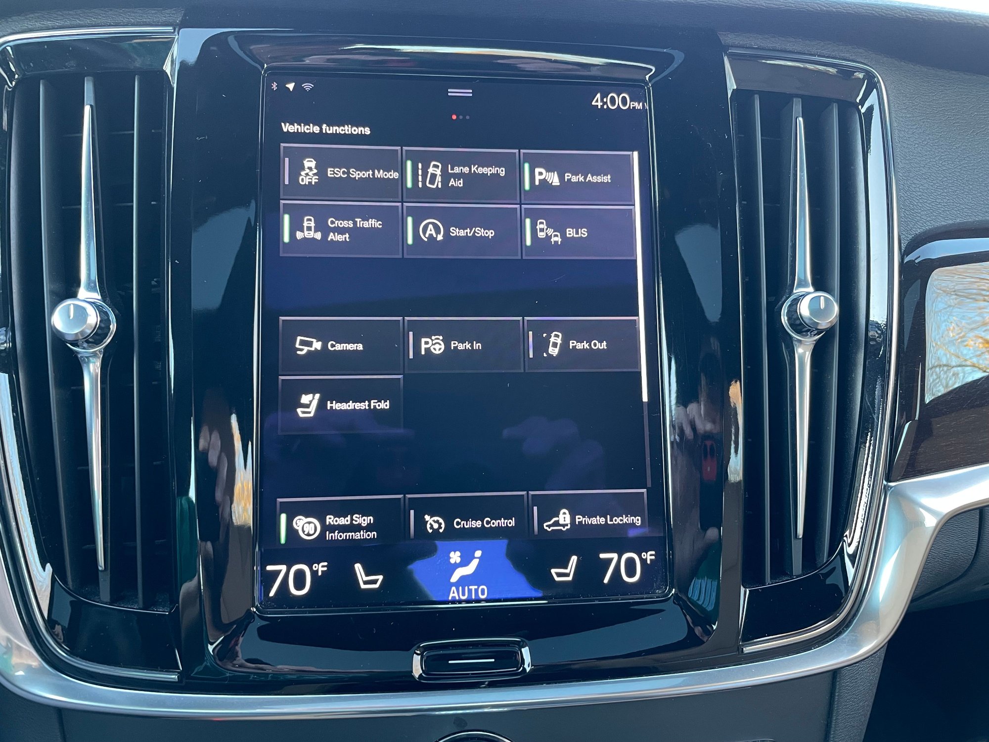 2017 Volvo S90 - 2017 Blue S90 T6 Momentum - Used - VIN YV1A22MKXH1005941 - 120,000 Miles - 4 cyl - AWD - Automatic - Sedan - Blue - Sparta, NJ 07871, United States