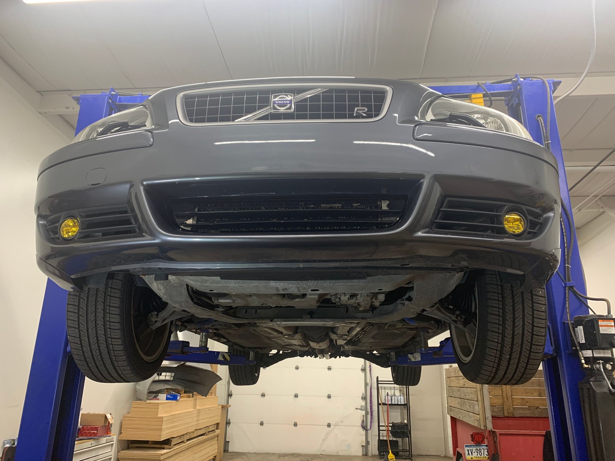 2007 Volvo V70 - 2007 V70R Grey/ Gold Gobi One owner well maintained excellent condition $ - Used - VIN YV1SJ527872632797 - 137,123 Miles - 5 cyl - AWD - Automatic - Wagon - Gray - Hinckley, OH 44233, United States