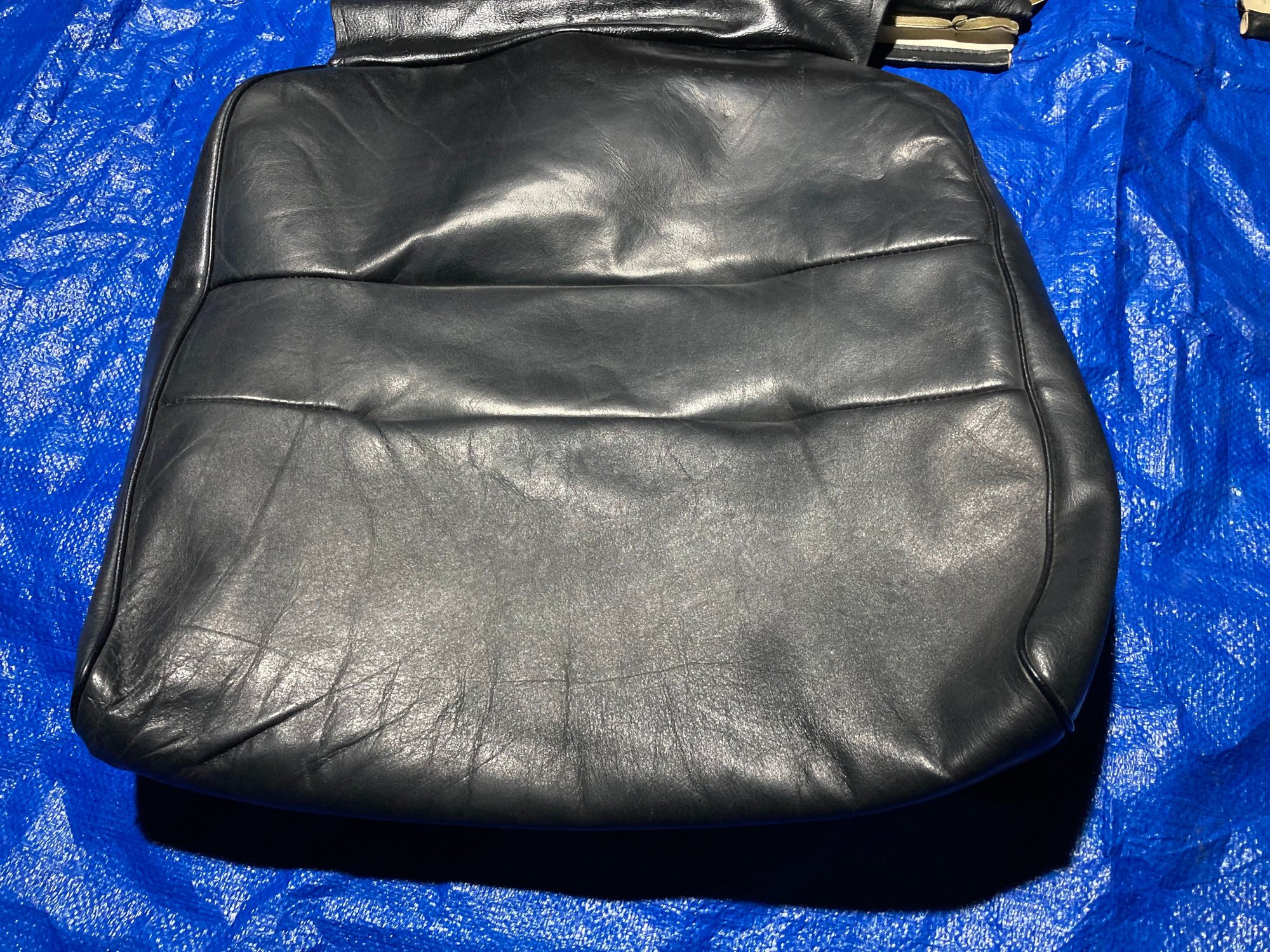 Interior/Upholstery - Volvo 740 744 745 original black both fronts leather seat covers - Used - 1982 to 1992 Volvo 740 - Sacramento, CA 95831, United States