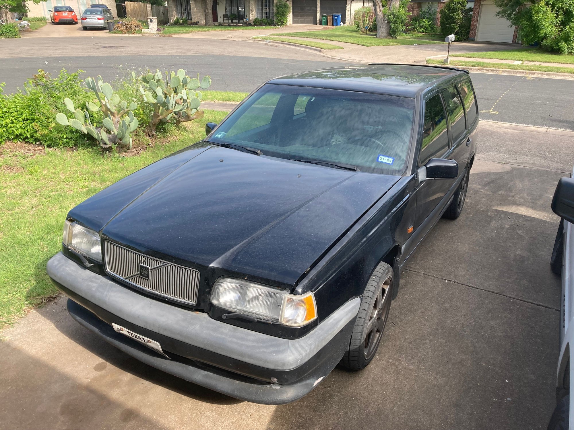 1995 Volvo 850 - *Rare* Volvo 850 T-5R (Needs work, OBO) - $1,000 (Austin) - Used - VIN YV1LW5811S2134507 - 278,533 Miles - 5 cyl - 2WD - Automatic - Wagon - Black - Austin, TX 78758, United States