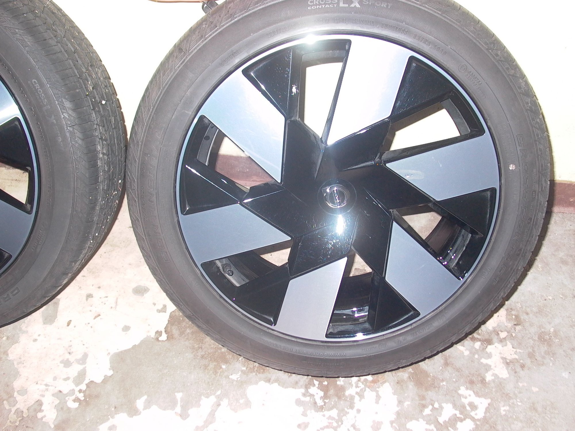 Wheels and Tires/Axles - 20" wheels and tires - Used - -1 to 2025  All Models - Upper Arlington, OH 43220, United States