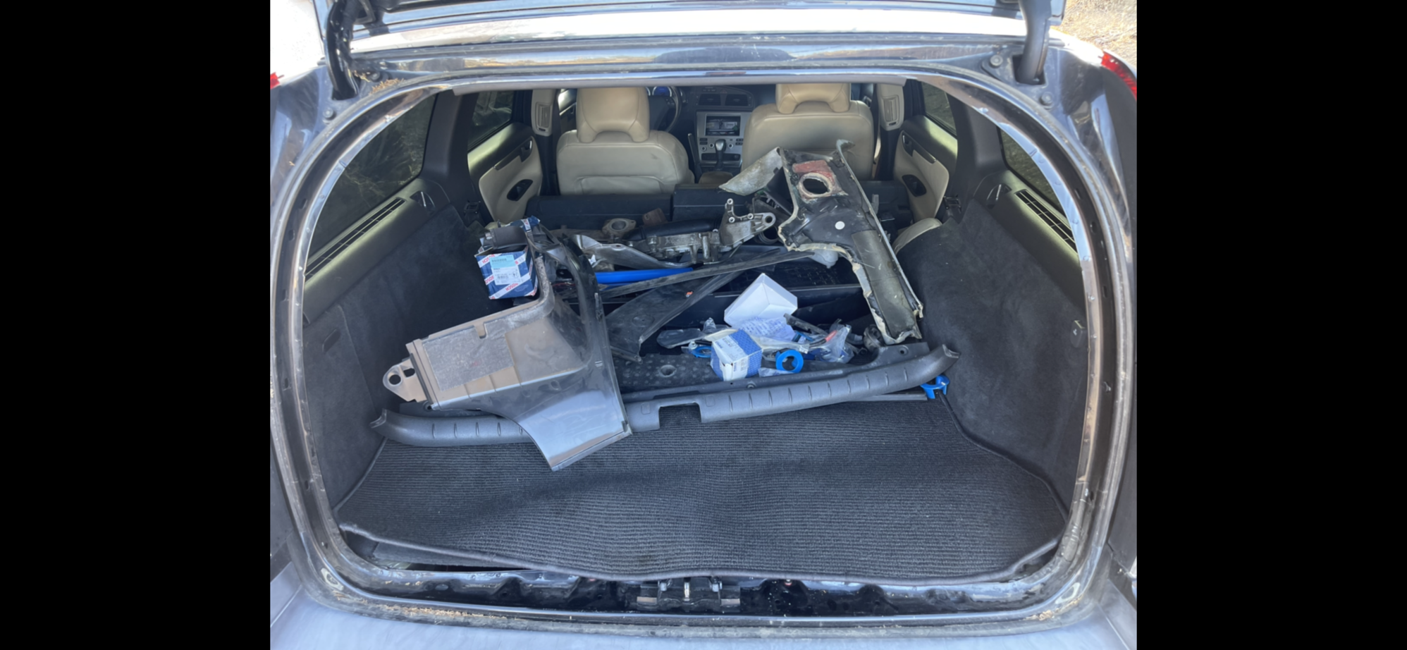2003 Volvo V70 - Must sale quick - Used - VIN YV1SJ52Y242374992 - 280,000 Miles - 5 cyl - AWD - Automatic - Wagon - Beige - Yucca Valley, CA 92284, United States