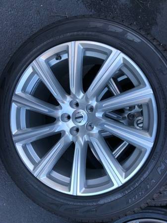 Wheels and Tires/Axles - FS 20" Volvo XC90 Wheels, tires, caps - new set - New - 0  All Models - Salem, OR 97057, United States
