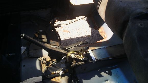 Rear floor pan