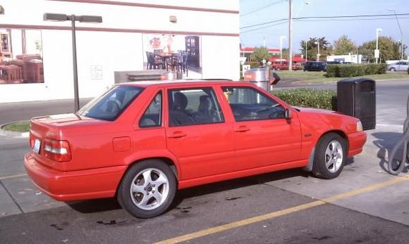 Volvo after a car wash on its new tires.