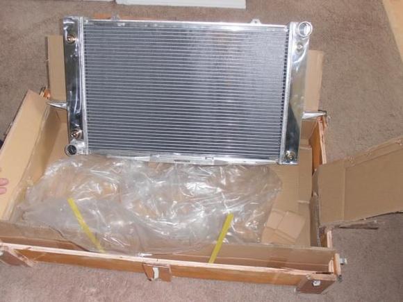 New all aluminum radiator :) no more plastic!
