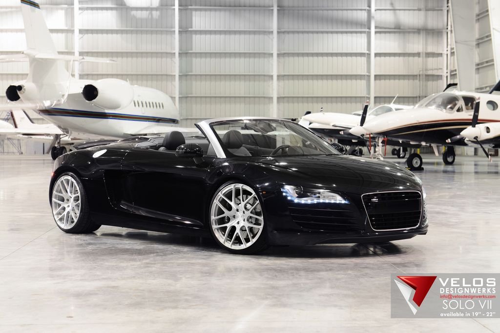 Audi R8 Airplane Photoshoot On Velos Solo Vii S Forged